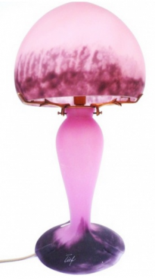 Lampada iris mm di cartone rosa. Altezza 45 cm. Il vetro fuso - Lampade