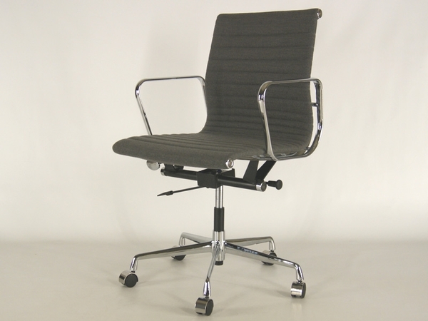 Sedia Eames Alu EA117 - Grigio