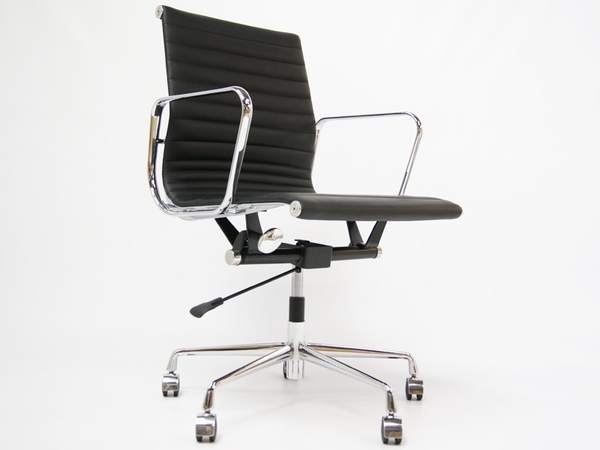 Sedia Eames Alu EA117 - Nero