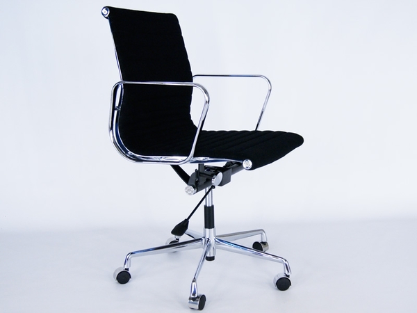 Sedia Eames Alu EA117 - Nero